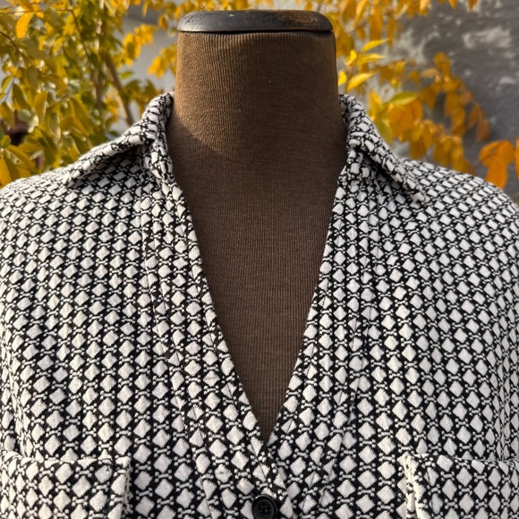 Super cute Y2K Black & white print shirt dress - Picture 7 of 8